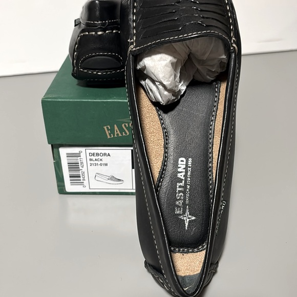 Eastland Women’s Debora Black Leather Moc/Driving Loafers NWT Size 10 - Picture 6 of 7